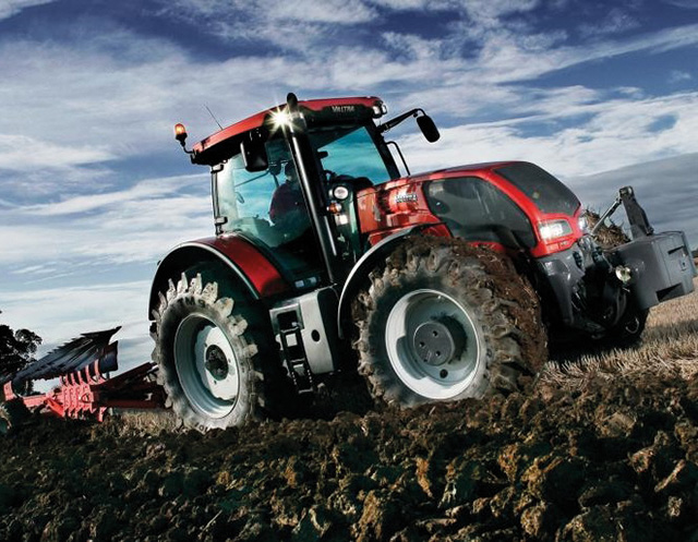 VALTRA S 374